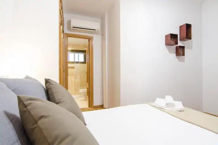 Bright & Spacious- City Center- 2Rooms-2Bathrooms Madrid Eksteriør bilde